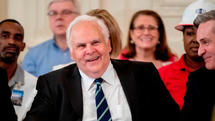 ‘Heart and soul of FedEx’ Fred Smith dies