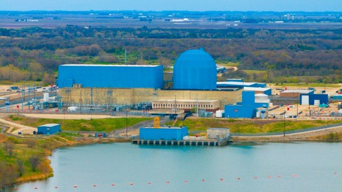 Meta agrees 20-year deal to buy output from Illinois nuclear plant