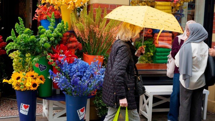 UK economy risks familiar pattern as strong start to the year begins to fizzle