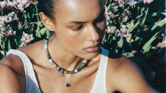 Jewellery heads to the kindergarten