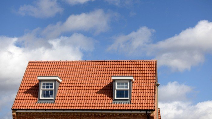 Planning approvals for new homes in England drop to 13-year low