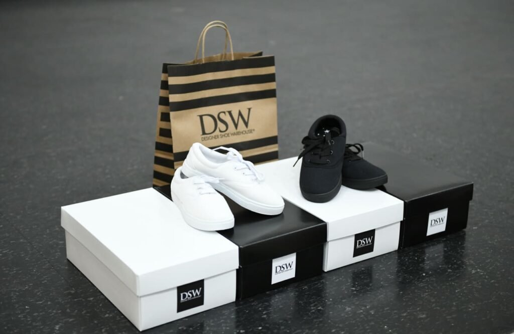 DSW parent is the latest shoemaker to pull its outlook. The stock falls hard despite low expectations.