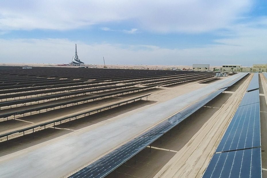 DEWA wins global energy award for world’s largest solar park