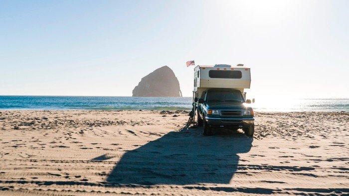 Americans put the brakes on #VanLife