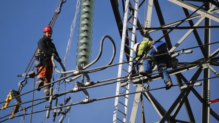 Union claims grid companies are incentivised not to maintain plants