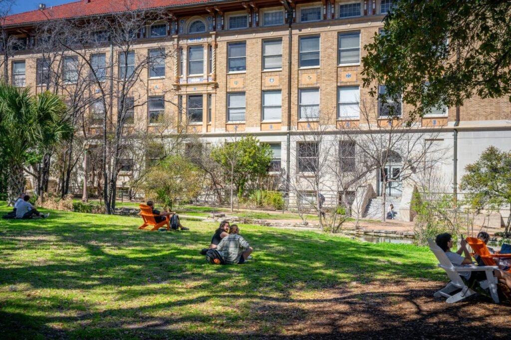 GOP megabill poised to change the way Americans borrow and repay student loans